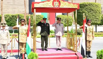 وزير الدفاع ورئيس الأركان يبحثان سبل تعزيز التعاون العسكري مع الأردن