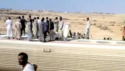 بسبب مطب هوائي، تفاصيل مثيرة من شهود عيان حول انقلاب قطار مطروح