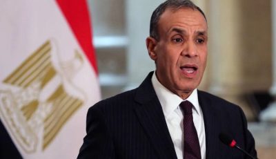 [وزير الخارجية يدعو مستشار الأمن القومي البريطاني للإفراج الفوري عن أحمد عبد القادر ميدو]