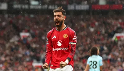 مانشستر يونايتد يحقق فوزاً مثيراً على بيرنلي 3-2 في البريميرليج