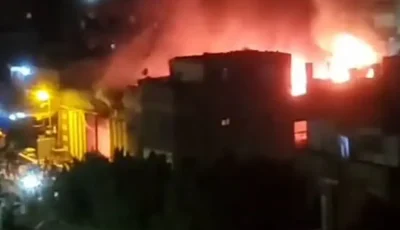 خسائر كبيرة جراء حريق ضخم يلتهم مخازن الأخشاب بالإسماعيلية