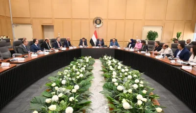 وزير الصناعة والنقل يلتقي وزراء الزراعة والأعمال لتعزيز زراعة الكتان
