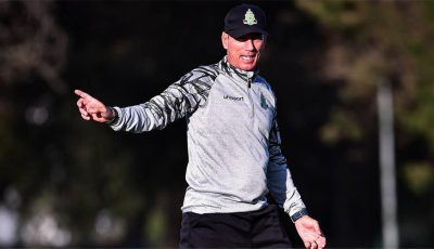 مدرب الجيش الملكي: مجموعتنا مُعقدة.. والفوز على الأهلي أفضل رد على “الظلم”