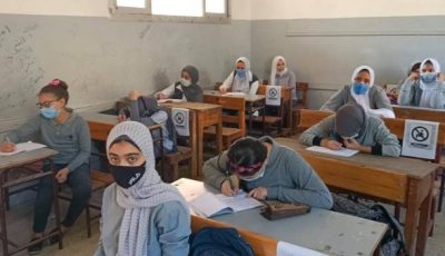 شاهد .. مدرسة بالعمرانية تلزم طلابها بإرتداء الكمامة حفاظا على سلامتهم