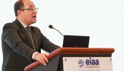 الذكاء الاصطناعي يساعد بقوة فى زيادة الإنتاجية والإيرادات وخفض التكاليف وتحسين الخدمات