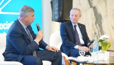 جمعية رجال أعمال الإسكندرية تبحث مع المحافظ الخطط التنموية لاستعادة مكانة المدينة الاقتصادية والتاريخية