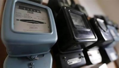 أسباب تغيير عداد الكهرباء القديم وتركيب مسبق الدفع