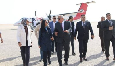 وزيرة التضامن الاجتماعي تغرس نخلة بحديقة 30 يونيو بالوادي الجديد