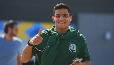 تفاصيل الحالة الصحية لمصطفى العش لاعب الأهلي