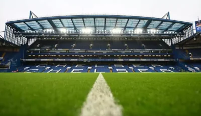 عاجل: برشلونة يرفض دخول ستامفورد بريدج خوفاً من التجسس – هل يخفي سلاح سري ضد تشيلسي؟