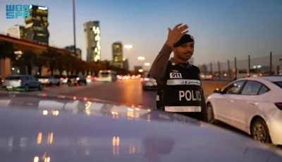 عاجل: اصطدام مروع بين شاحنة ومركبة في جدة… المرور يكشف التفاصيل!