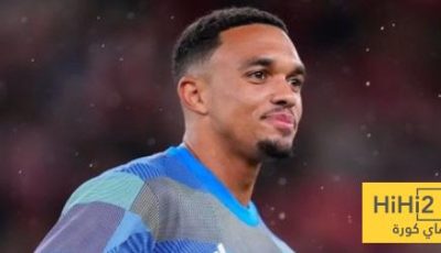 موظف في الجانب الأيمن !