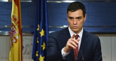 رئيس وزراء إسبانيا يعلن حظر وسائل التواصل الاجتماعى للقاصرين.. وماسك: طاغية وخائن لبلاده