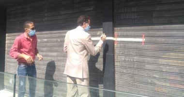 انضباط بالشارع.. تحرير 96 مخالفة غلق لمحلات تجارية فى 24 ساعة