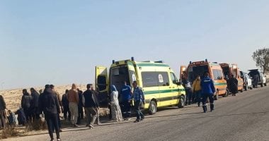 إصابة 5 من أسرة واحدة فى حادث سير بالصحراوى الغربى