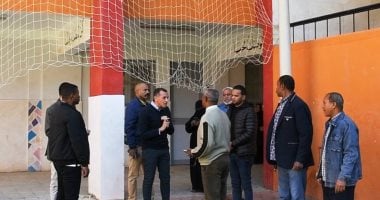 محافظ أسوان يحيل مخالفات تأجير ملعب مدرسة الصم للنيابة