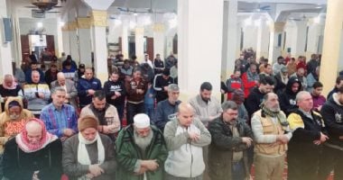 أداء صلاة التراويح وندوات قيمة زكاة الفطر وأحكامها وضوابضها بمساجد كفر الشيخ