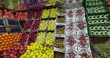 أسعار الخضراوات والفاكهة فى أسواق محافظة قنا اليوم السبت