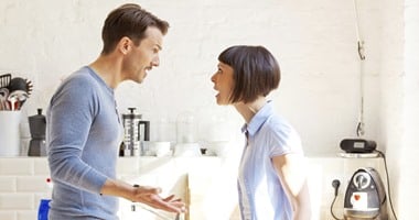 زوجان يتبادلان الاتهامات بالسرقة إثر خلافات أسرية بينهما في العجوزة