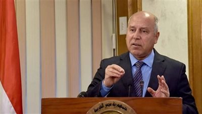 وزير النقل يعلن إطلاق المرحلة الثالثة من مبادرة تدريب سائقى النقل الثقيل