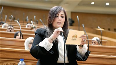 البرلمان يناقش طلب النائبة إليزابيث شاكر بشأن سياسة الحكومة لمواجهة انتشار الكلاب الضالة