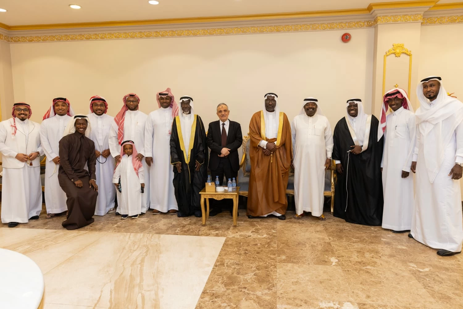 البرناوي يحتفل بزفاف عبد الحليم – أخبار السعودية