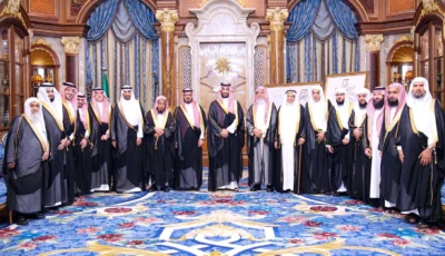 ولي العهد يستقبل وفد تكريم خادم الحرمين لدعمه جمعيات تحفيظ القرآن الكريم ورعايتها – أخبار السعودية