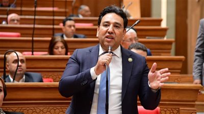 النائب أيمن محسب يتقدم باقتراح برغبة لتنظيم نشاط البلوجرز وصناع المحتوى الرقمي في مصر