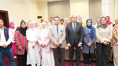 “معًا من أجل بيئة عمل منتجة”.. وزير العمل يفتتح مبادرة لتعزيز الصحة النفسية ومواجهة العنف الوظيفي