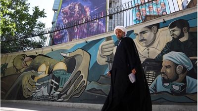 إيران تنفذ حكم الإعدام بحق شاب بتهمة التجسس وسط تنديد حقوقي واسع