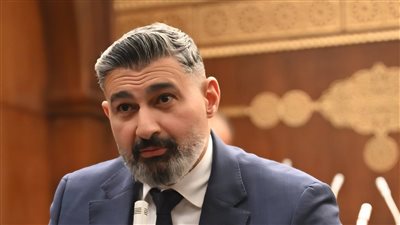 نجوم الفن تحت قبة الشيوخ لدعم حقوق المبدعين ومناقشة تنظيم «الأداء العلني»