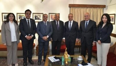 وزير الخارجية المصري يبحث في نيودلهي تعزيز الاستثمارات مع كبرى الشركات الهندية