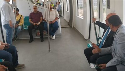كامل الوزير من داخل المونوريل: حريصون على تقديم أعلى مستويات الخدمة للركاب