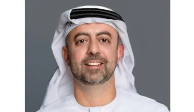 أحمد الحسن: إعادة توجيه 300 ألف حاوية وتوسيع النقل إلى 2500 شاحنة يومياً