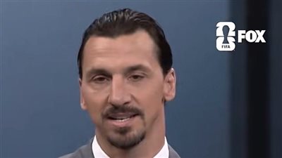 إبراهيموفيتش يوجه رسالة للعالم: استمتعوا بميسي قبل اعتزاله