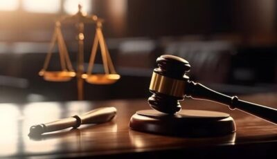 قبل النطق بالحكم، وصول 8 متهمات إلى محكمة جنح شبرا الخيمة في قضية وفاة الطفلة تيا