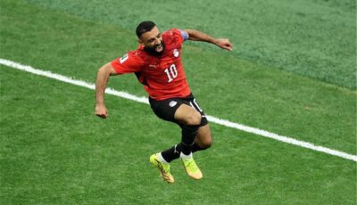 بسبب محمد صلاح.. استقالة عضو مجلس إدارة بشتكاش