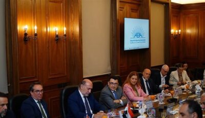“رجال أعمال إسكندرية” تبحث مع “هيئة ميناء كاستيلون” الإسباني تعزيز التعاون التجاري