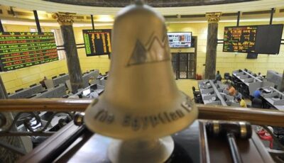 العقارات تتصدر بقيمة 2.2 مليار جنيه، 11 قطاعًا تقود تداولات البورصة في مستهل الأسبوع