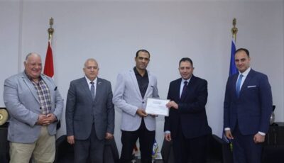 تكريم قيادات رأس البر لمواجهة الإشغالات وتنظيم الخدمات لزائري المدينة