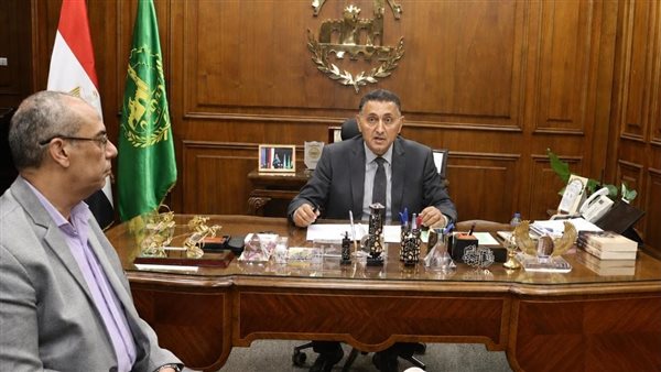 محافظ القليوبية يهنئ هاتفيًا أوائل الجمهورية بالثانوية العامية من أبناء المحافظة