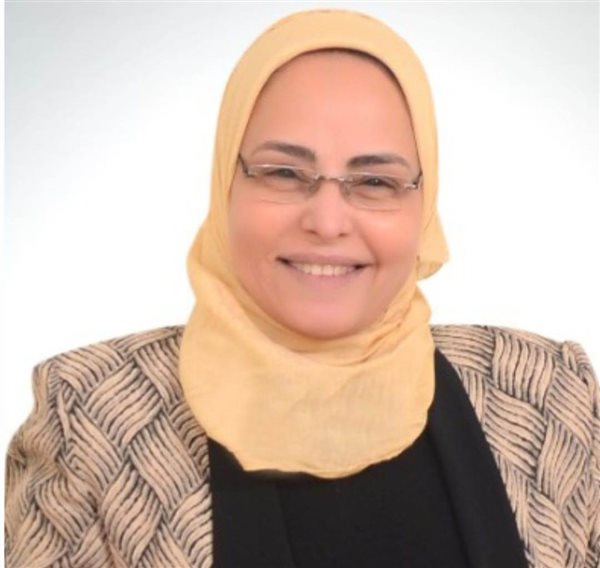 فاقد الشيء يعطيه