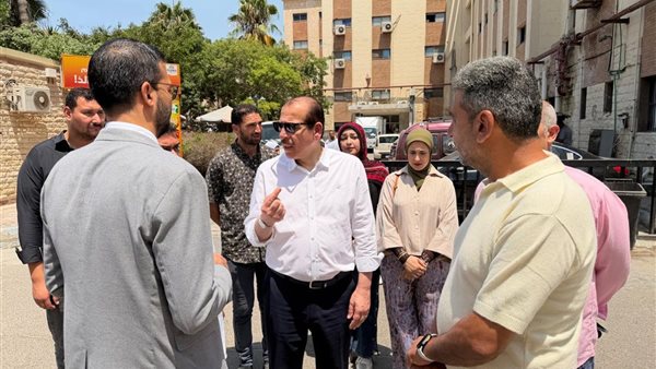 جولة مفاجئة لنائب وزير الصحة بمستشفيات مطروح لمتابعة جودة الرعاية الصحية