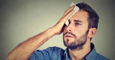 كيف تزيد الرطوبة العالية من خطر الإصابة بالجفاف.. 5 خطوات للوقاية