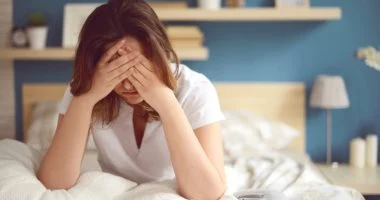هل يؤثر الحر الشديد على الهرمونات لدى النساء.. علامات تتطلب استشارة الطبيب