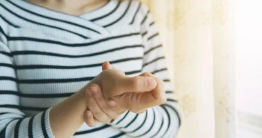 ضعف الأعصاب.. فحوصات يطلبها الطبيب و6 نصائح أساسية