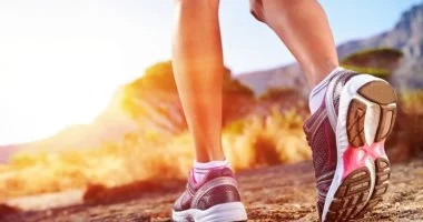 ماذا يحدث لجسمك إذا توقفت عن المشى بعد سن الأربعين؟