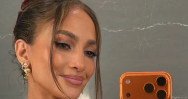 من جينيفر لوبيز إلى أوباما.. صفات مشتركة وراء نجاح مشاهير برج الأسد