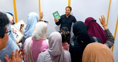 اختر هديتك.. الأزهر يجرى مسابقات لإثراء المعرفة بمعرض الإسكندرية للكتاب