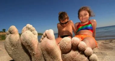 للاحتفاظ بأجمل ذكريات المصيف.. حيل تخلى صورك بالموبايل احترافية